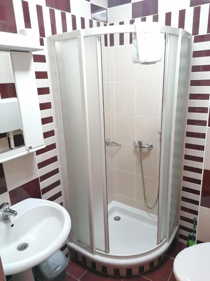 Villa Gurman 024 바츠카토폴라 외부 사진